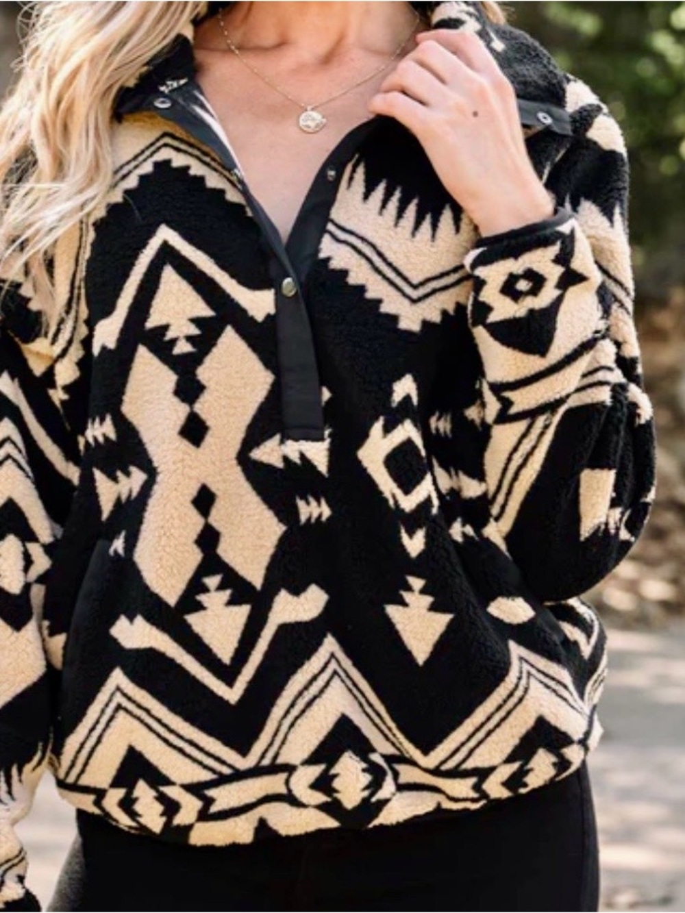 El Paso Saddle Blanket Pullover in Black & Cream (L) Brand New Tag missing